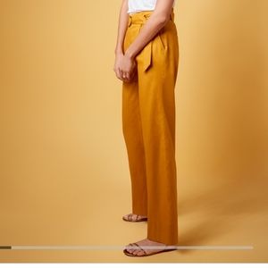 Banana Republic High Rise Wide Leg Linen-Cotton Pant